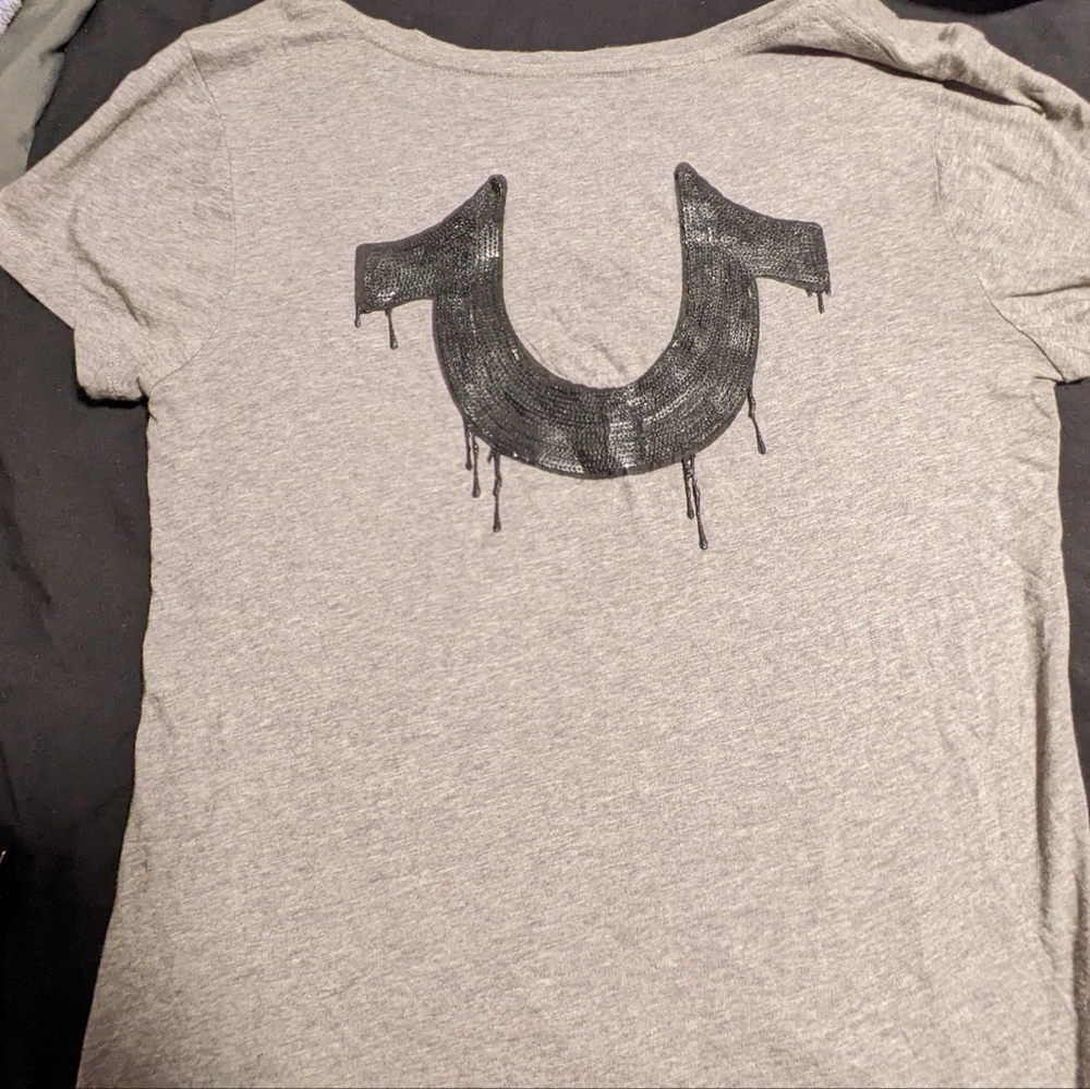 True religion v neck